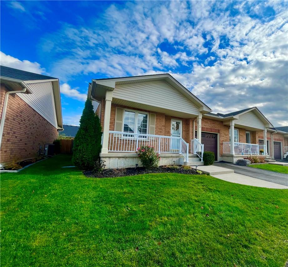 54 GARDEN Avenue|Unit #5