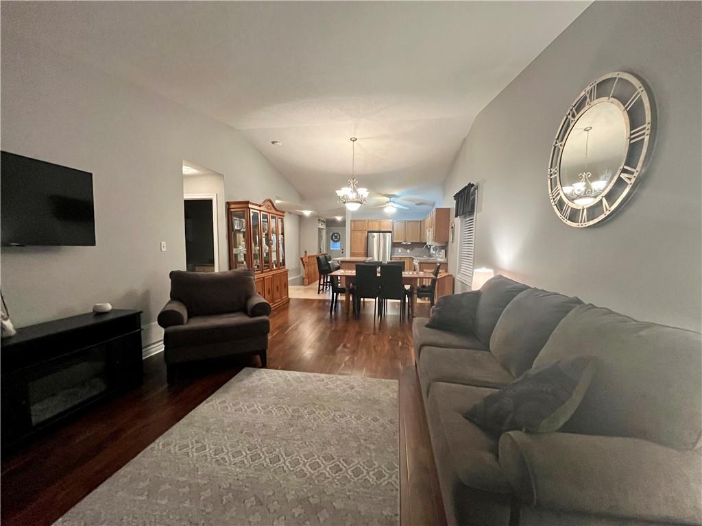 54 GARDEN Avenue|Unit #5