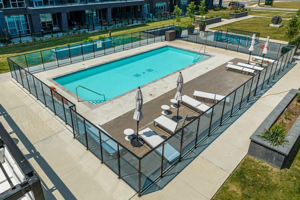 16 CONCORD Place|Unit #118