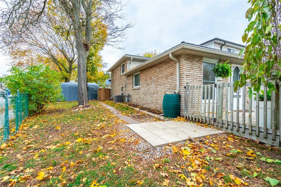500 Parkview Crescent