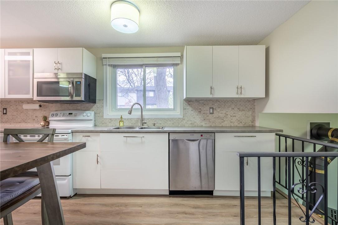 500 Parkview Crescent