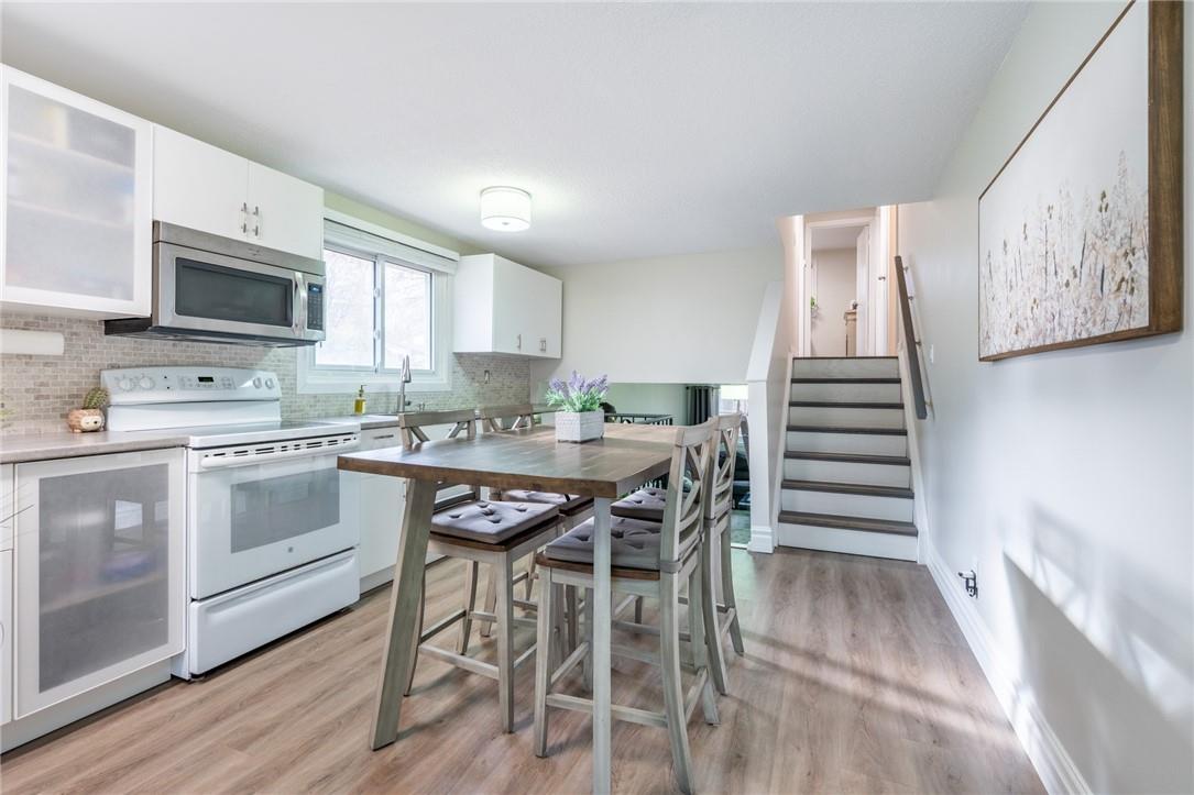 500 Parkview Crescent