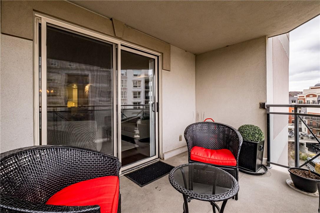 2000 Creekside Drive|Unit #604