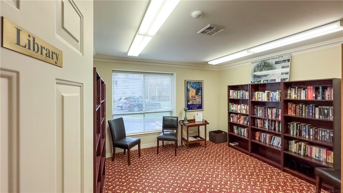 2000 Creekside Drive|Unit #604