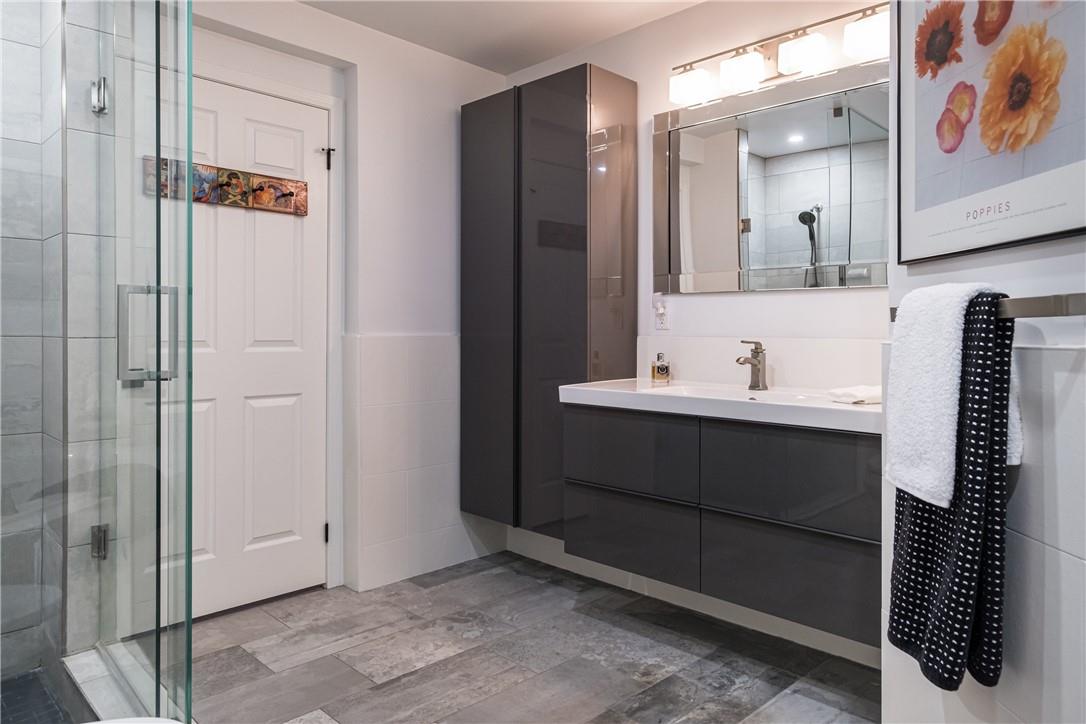 2000 Creekside Drive|Unit #604
