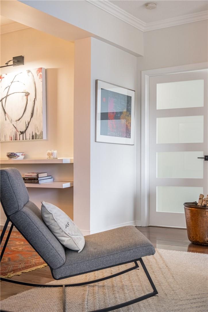 2000 Creekside Drive|Unit #604