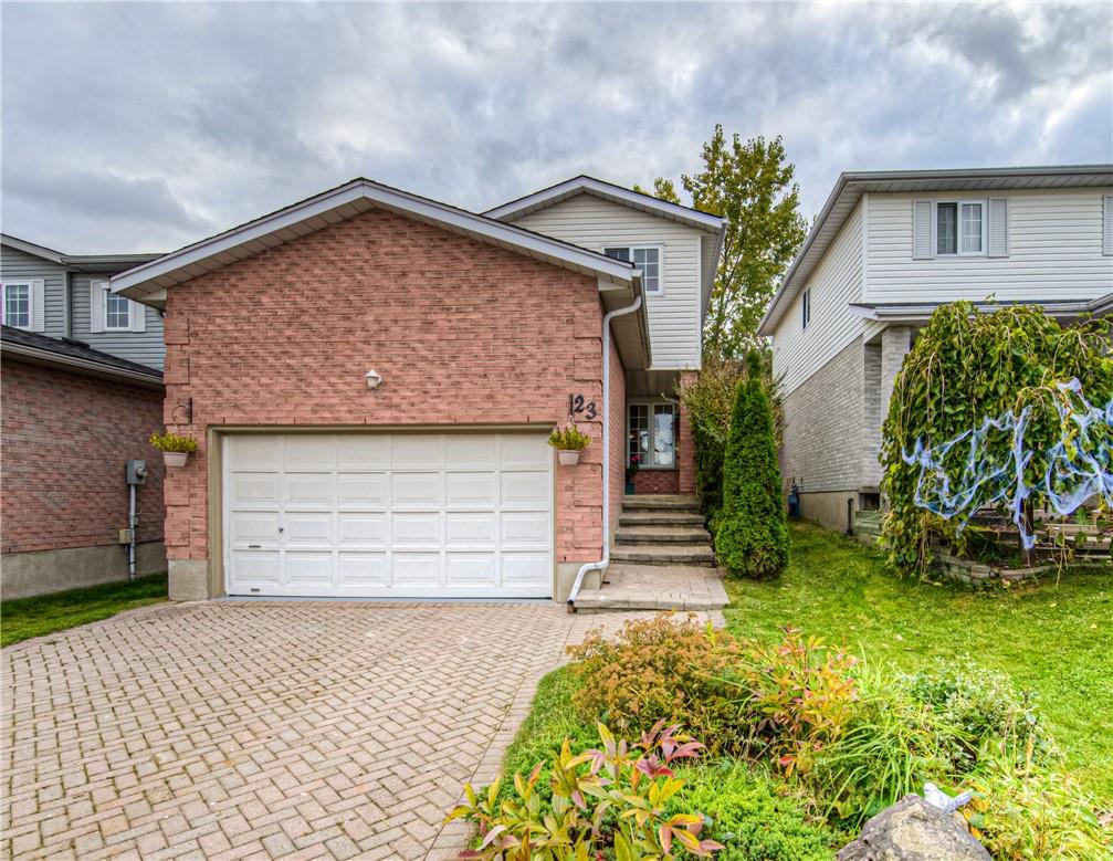 23 BEECHMANOR Crescent