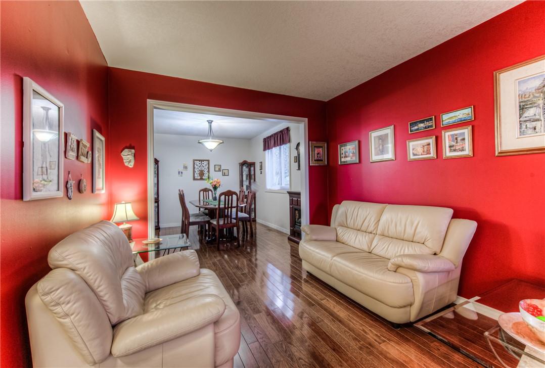 23 BEECHMANOR Crescent