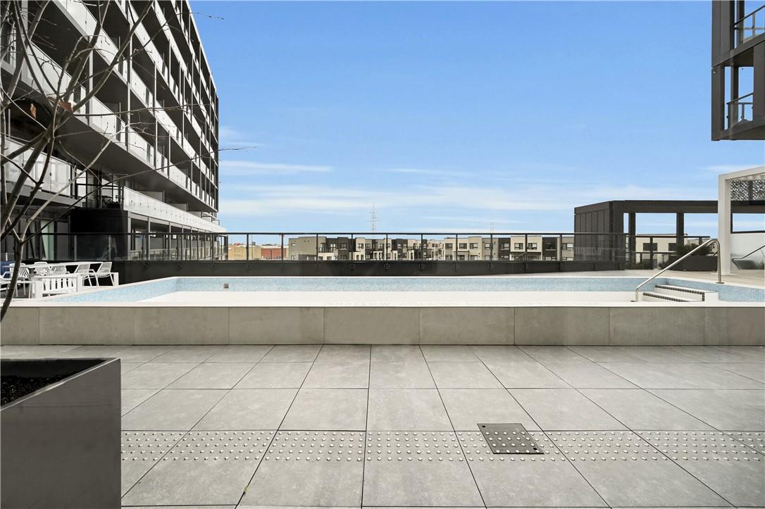 3200 Dakota Common|Unit #B301