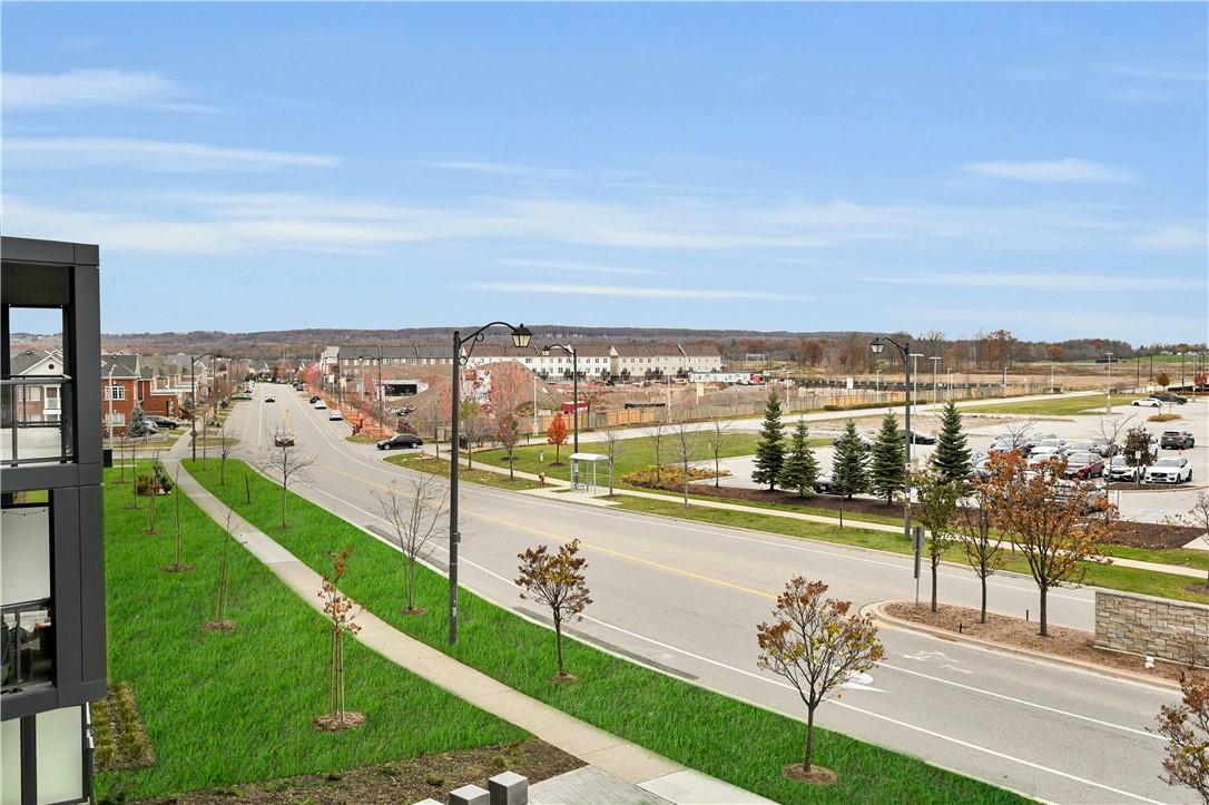 3200 Dakota Common|Unit #B301