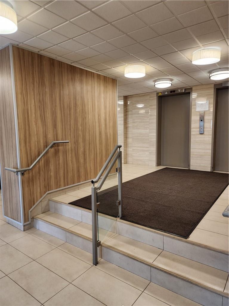 215 GLENRIDGE Avenue S|Unit #801