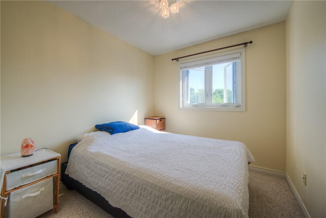 71 Greenstem Crescent