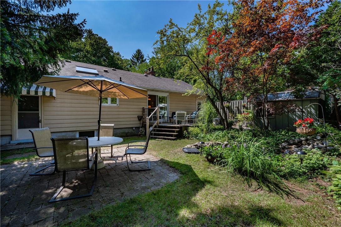 557 Stillwater Crescent