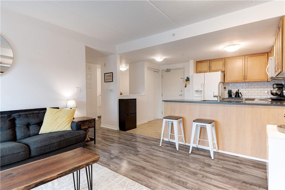 43 GOODWIN Drive|Unit #207