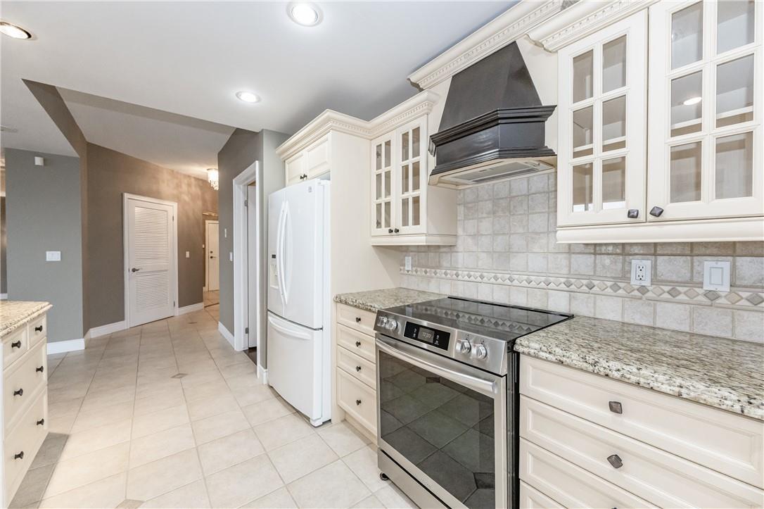 1477 LAKESHORE Road|Unit #1003