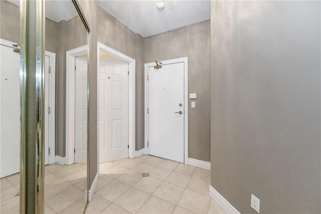 1477 LAKESHORE Road|Unit #1003