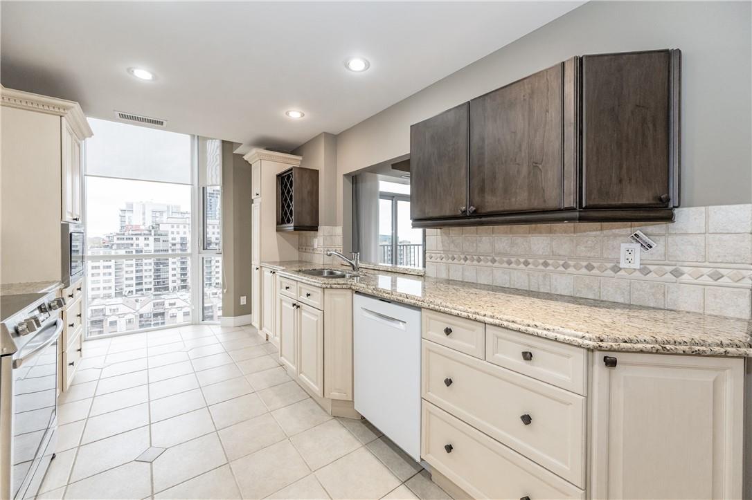 1477 LAKESHORE Road|Unit #1003