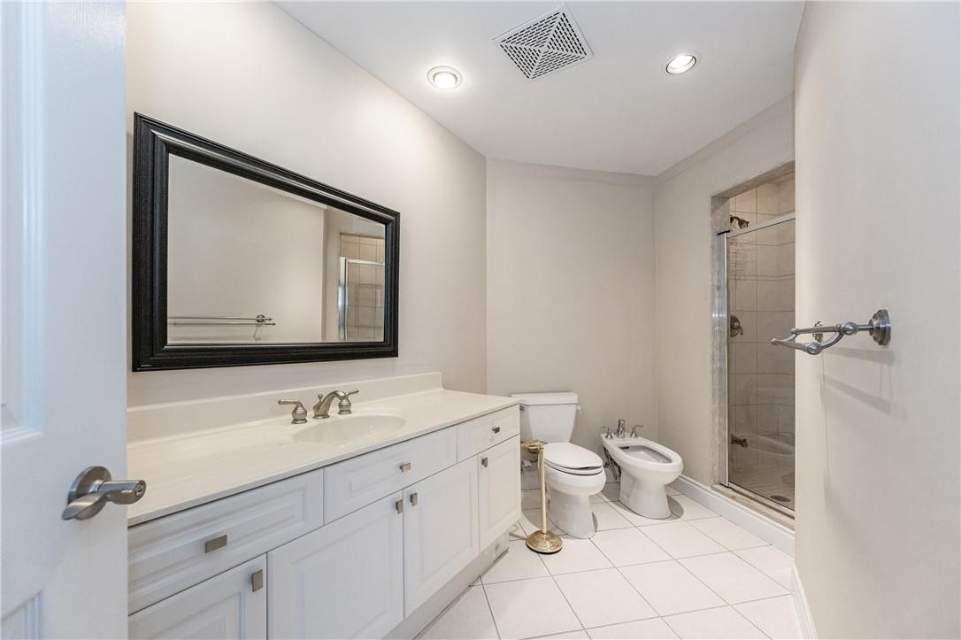 1477 LAKESHORE Road|Unit #1003