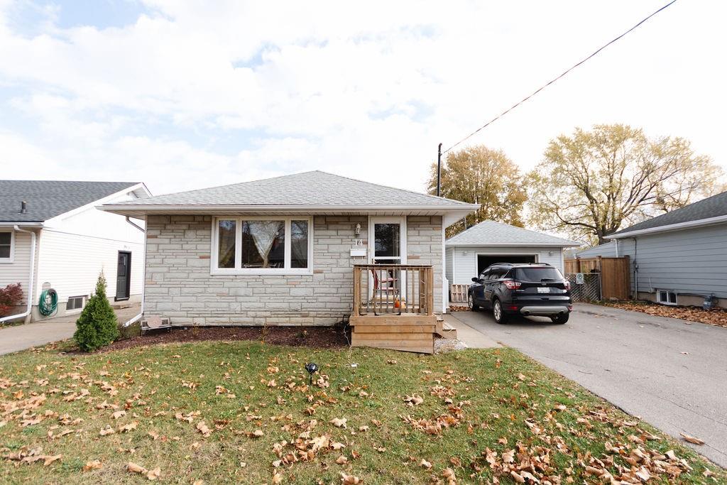 14 WESTMOUNT Avenue
