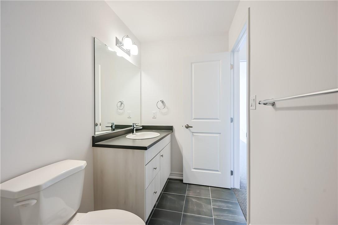 120 COURT Drive|Unit #4