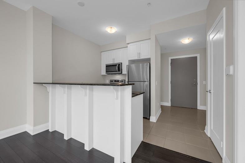 16 Concord Place|Unit #320