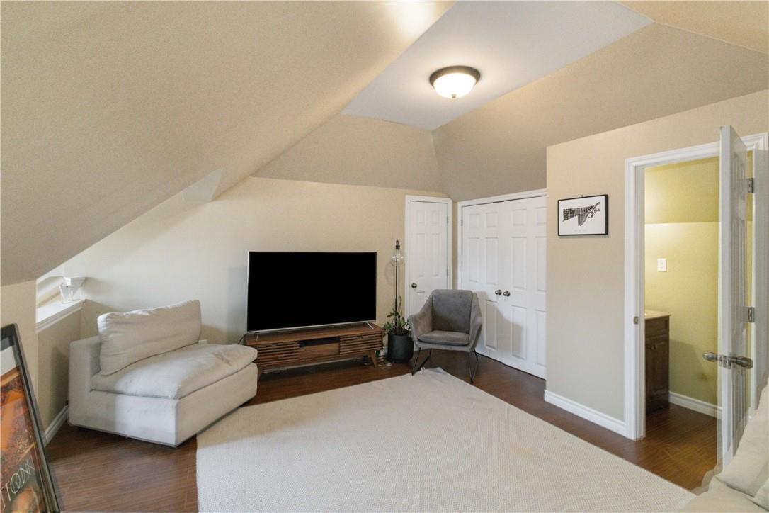 295 PLAINS Road W