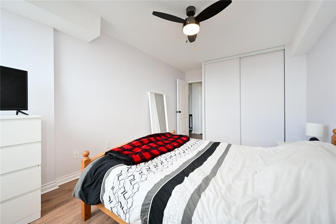 500 GREEN Road|Unit #1016