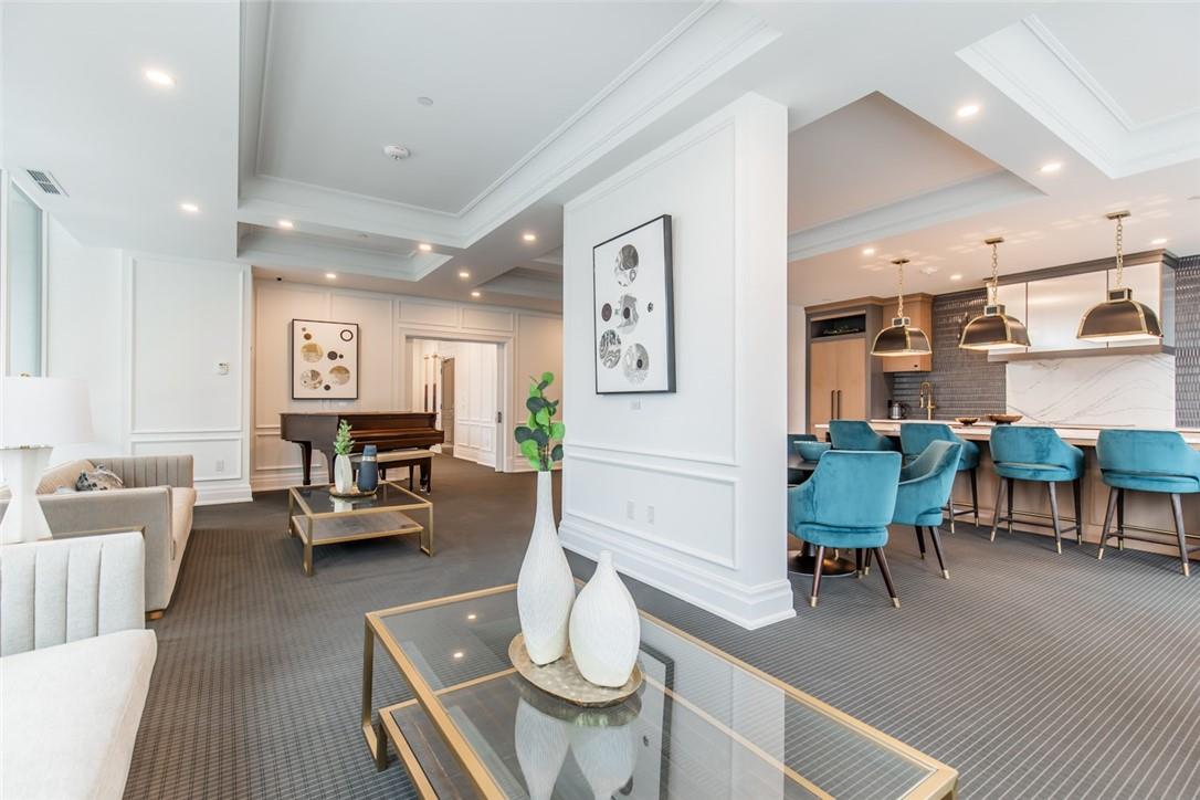 2060 Lakeshore Road|Unit #711