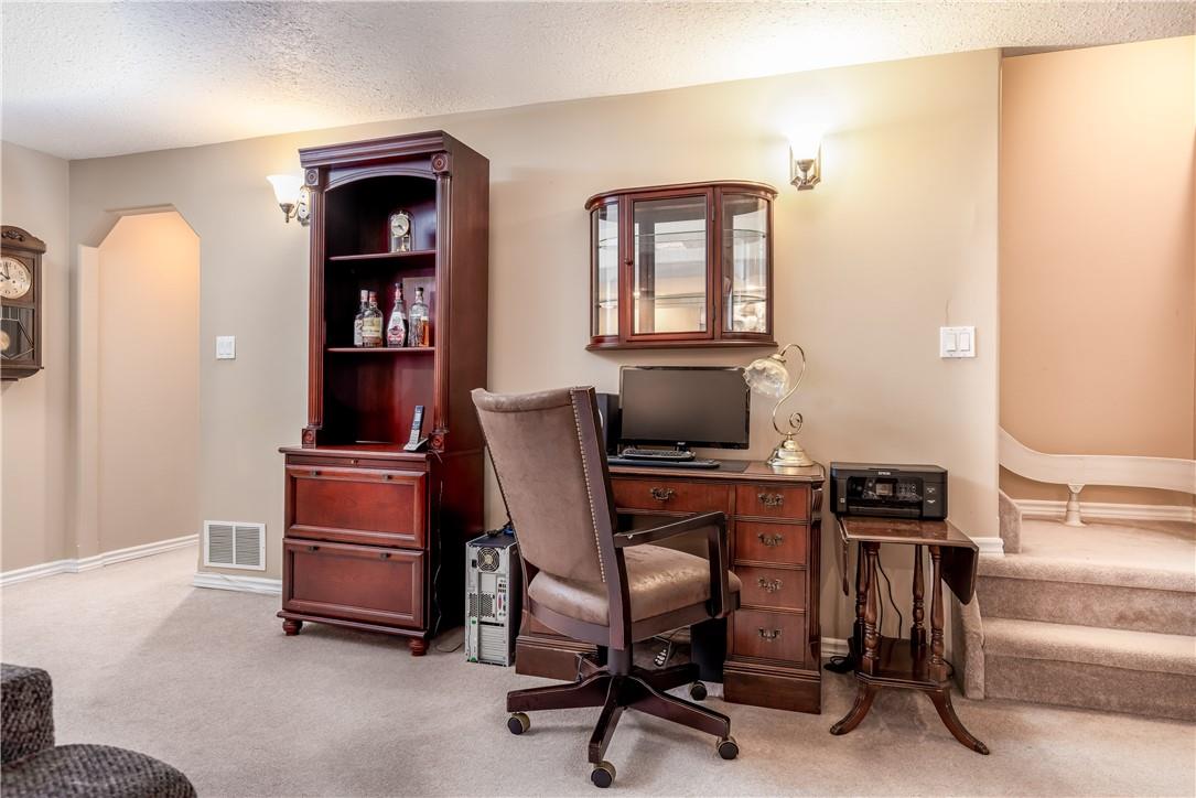 35 MCGUINESS Drive
