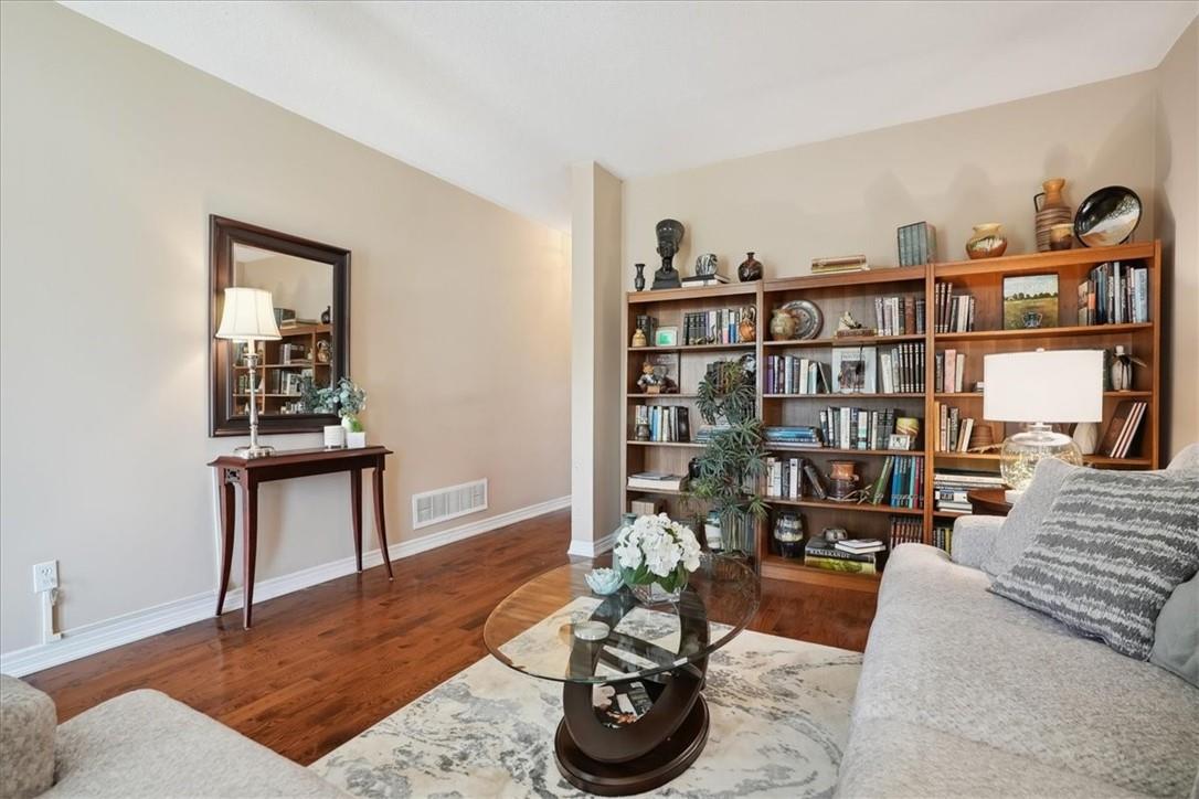 58 GREENSTEM Crescent