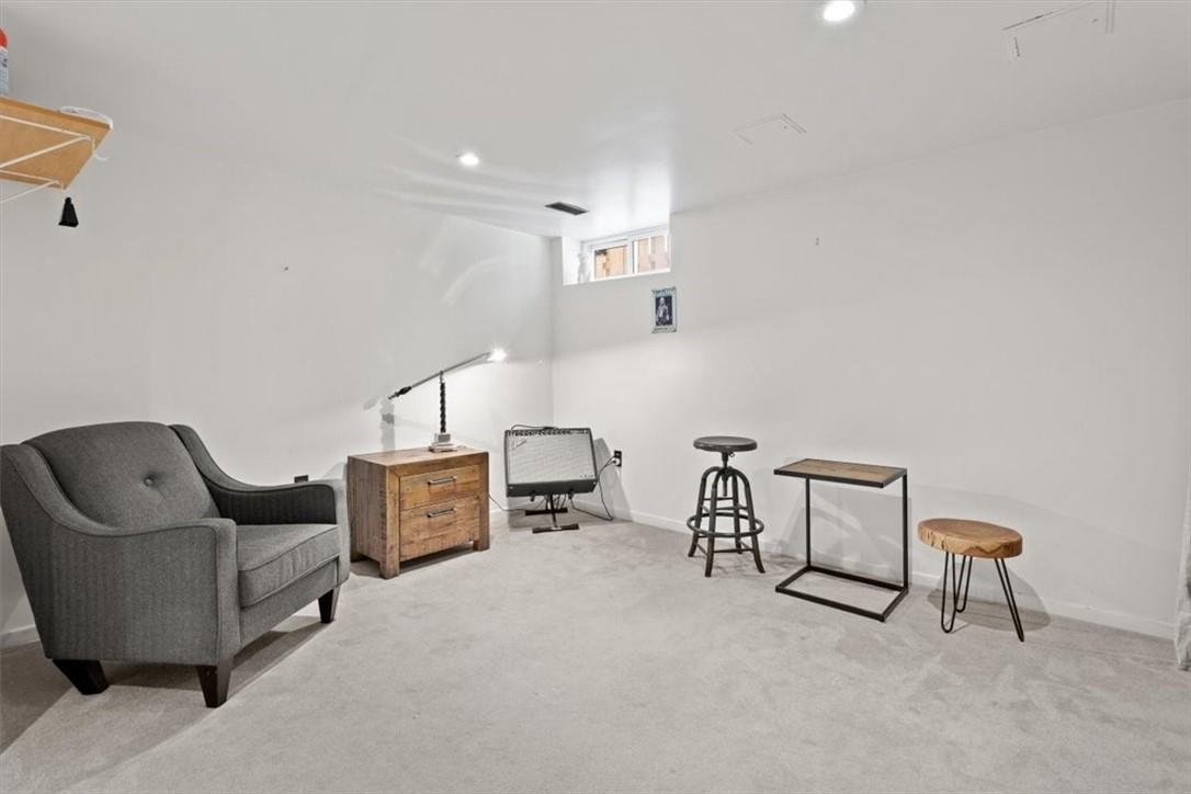 11 COLMAR Place|Unit #2