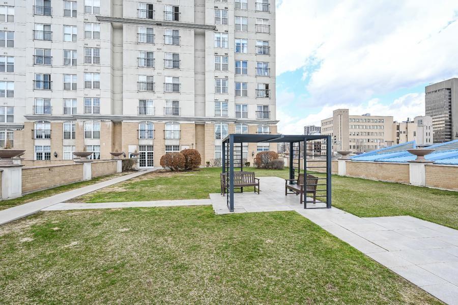 135 JAMES Street S|Unit #714