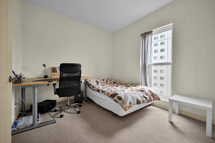 135 JAMES Street S|Unit #714