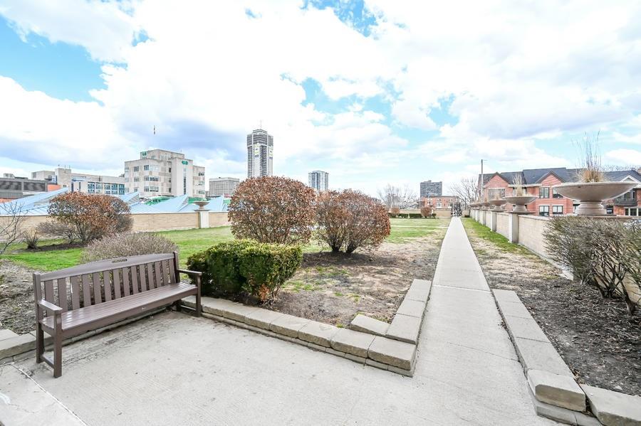 135 JAMES Street S|Unit #714