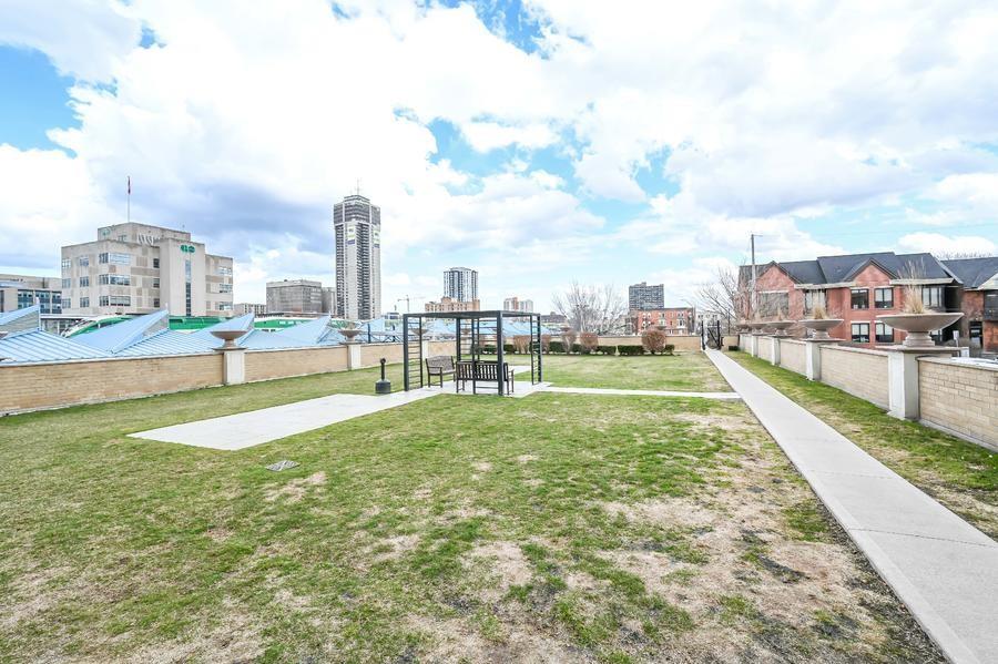 135 JAMES Street S|Unit #714