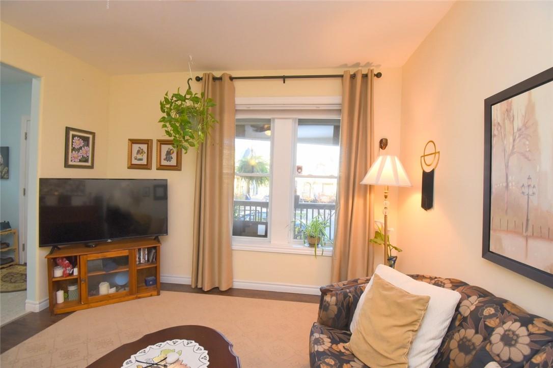92 NEWLANDS Avenue