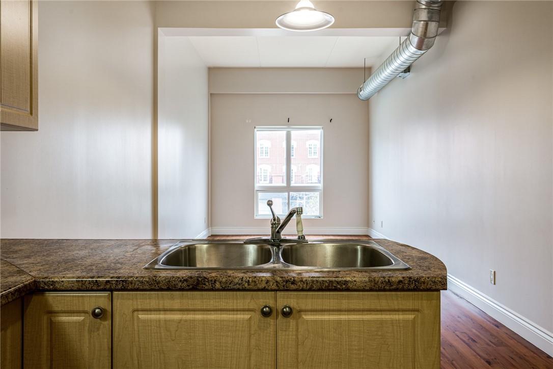 150 COLBORNE Street|Unit #203