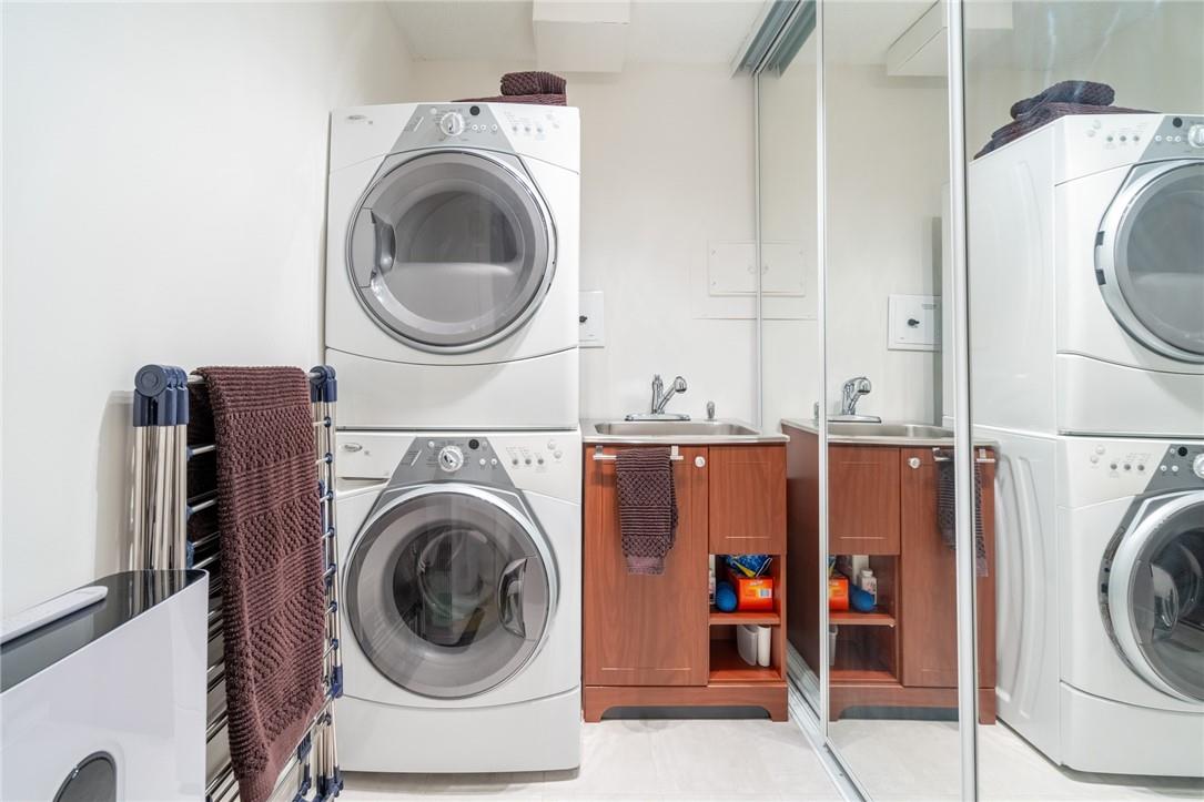 5280 Lakeshore Road|Unit #1212