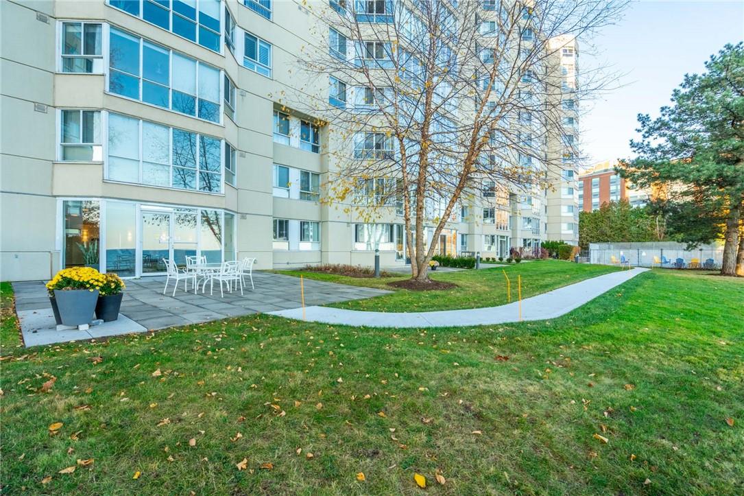 5280 Lakeshore Road|Unit #1212