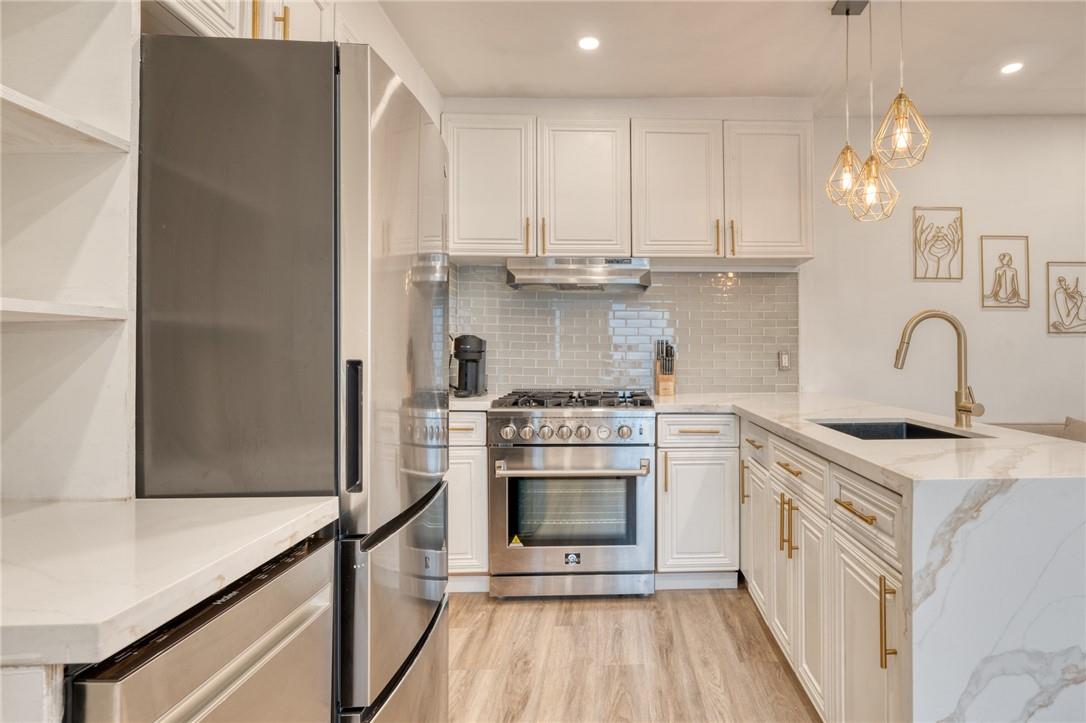 67 GLENDALE Avenue N