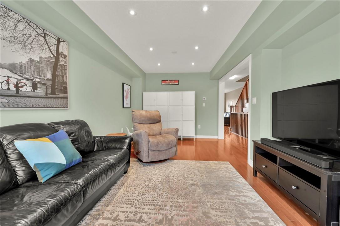 2006 TRAWDEN Way|Unit #34