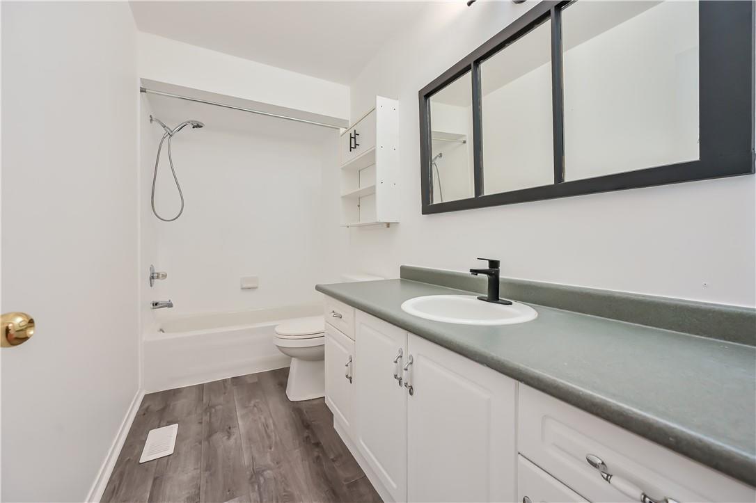 800 PARAMOUNT Drive|Unit #63
