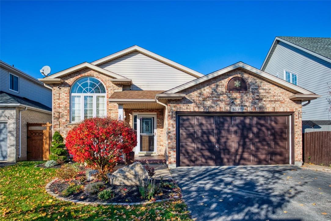 8097 Woodsview Crescent