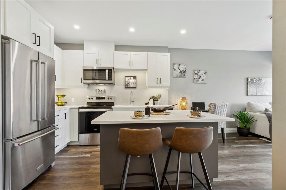 332 Gosling Gardens|Unit #407
