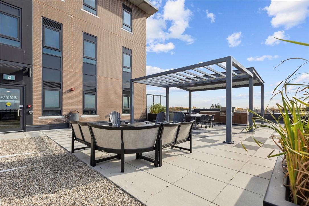 332 Gosling Gardens|Unit #407