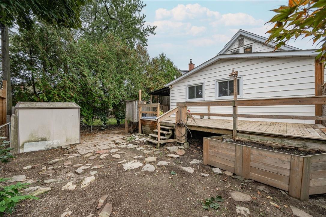33 Wavell Avenue|Unit #UPPER