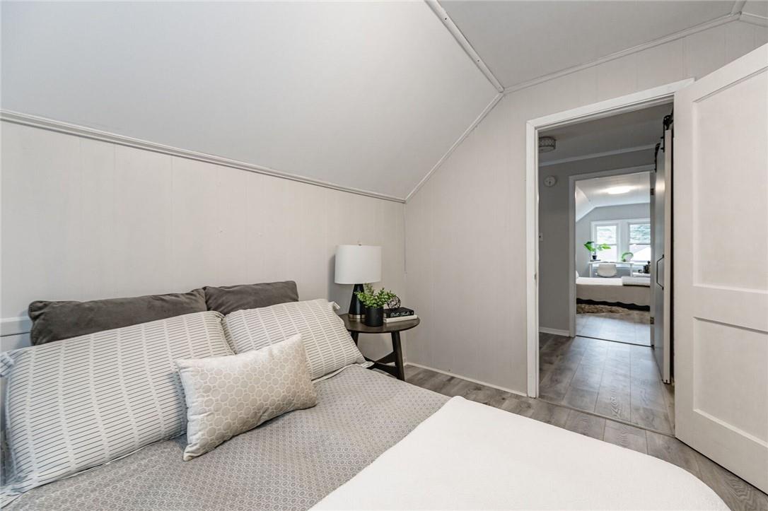 33 Wavell Avenue|Unit #UPPER