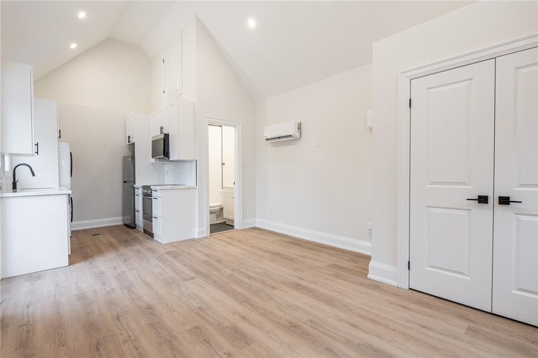 10 CALEDON Avenue|Unit #3