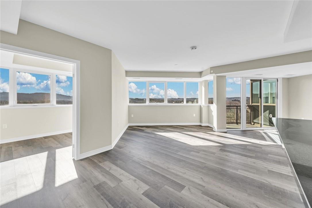 2750 King Street E|Unit #706