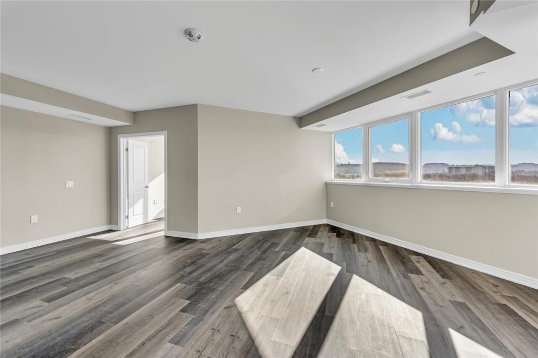 2750 King Street E|Unit #706